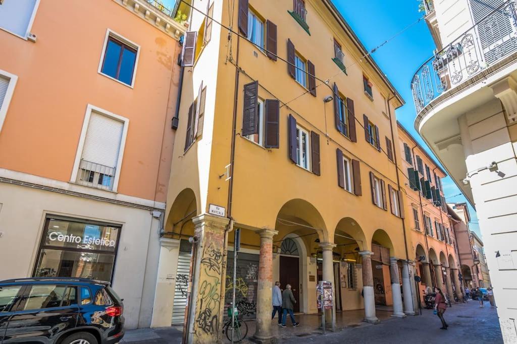 Old Town Via Marsala Apartment 博洛尼亚 外观 照片
